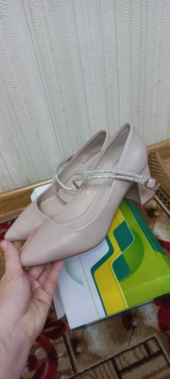 Туфли продается