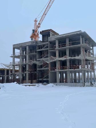 Каменщики на кладку кирпича