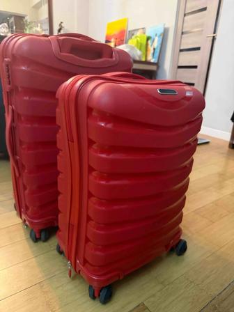 Продам чемодан и ручную кладь