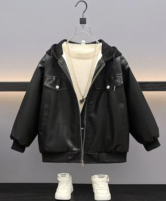 Куртка весенняя новая