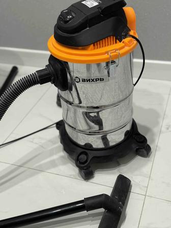 Продам строительный пылесос