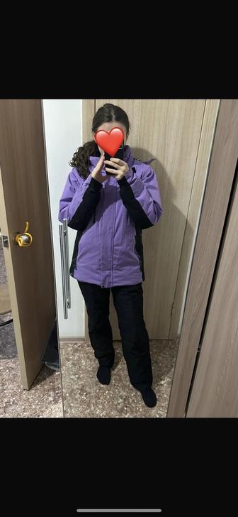 Продам теплый лыжный костюм(зима)