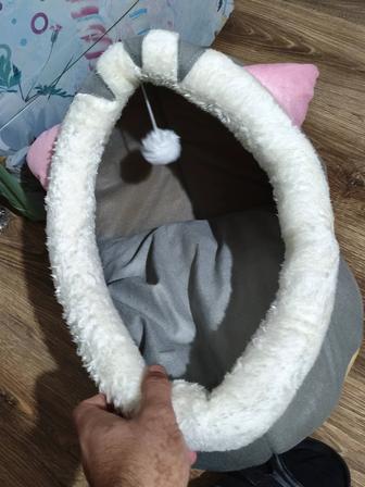 Продам кошачий домик