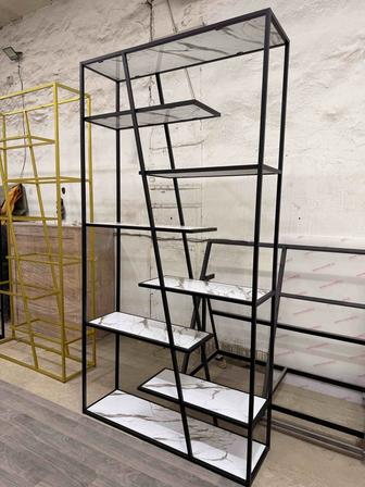 Продам стеллаж новый