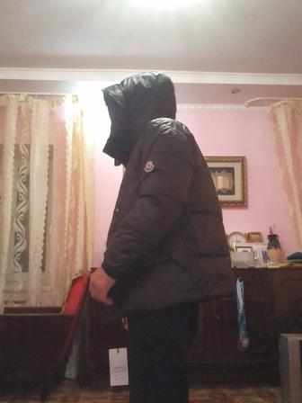 Продам модную теплую мужскую куртку