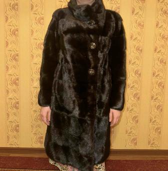 Продам б/у норковую шубу