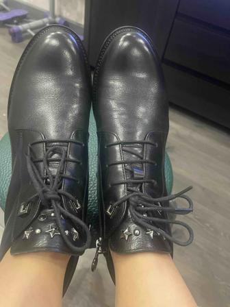 Женские ботинки демисезонные