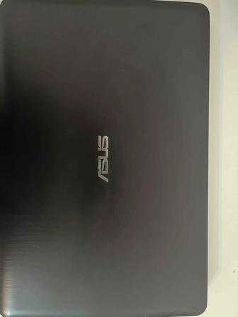 Ноутбук Asus Продаю
