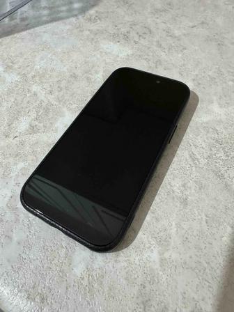 Продам Iphone 15