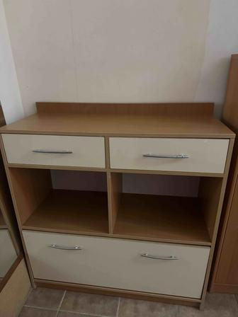 Продам тумбу в прихожую