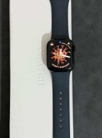 Продам Apple Watch 8 состояние отличное