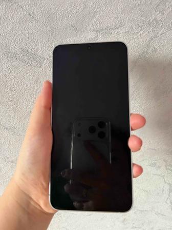 Продаю телефон