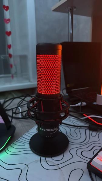 Микрофон HyperX Quadcast
