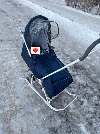 Санки-коляска в идеальном состоянии, российский бренд Никка