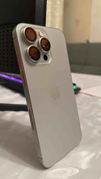 Продам iPhone 15 Pro Max