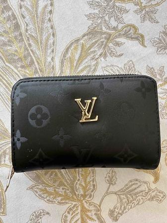 Кошелек Louis Vuitton