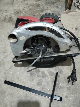 Продам пчёлку ,б/у работает отлично