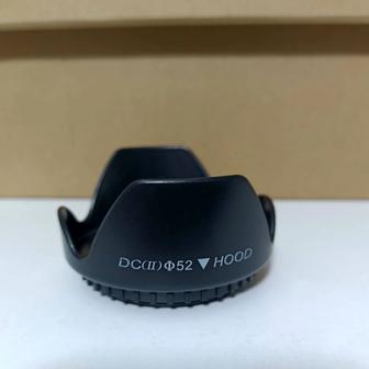 Продаю лепестковую универсальную бленду DC(II) Ф52 hood