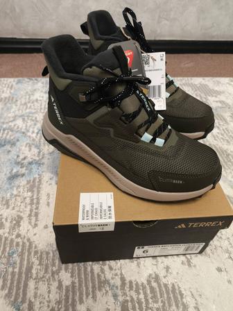 Обувь женская Adidas