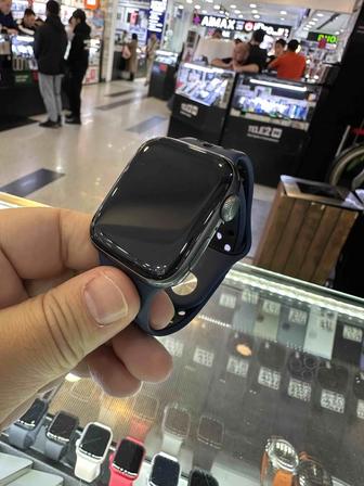 Apple Watch  44mm черный