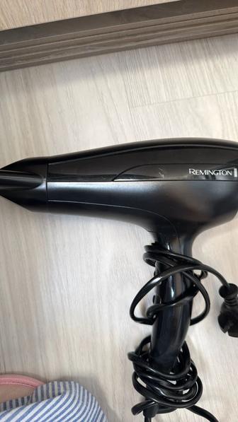 Продам фен Remington