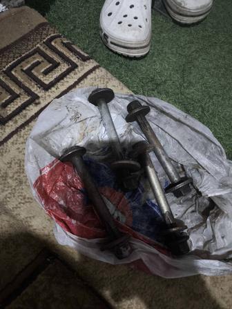 Продам геометрические болты