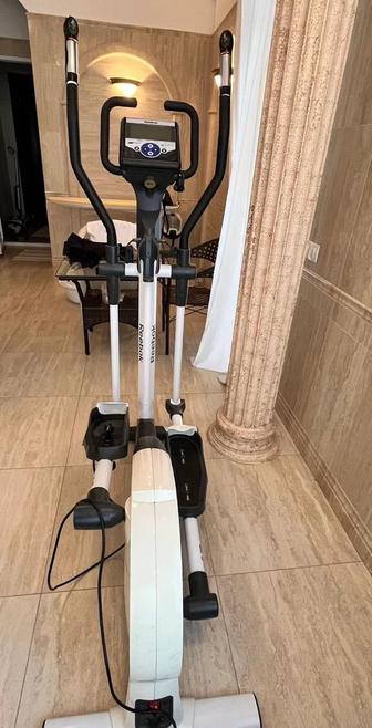 Продам велотренажер эллипс