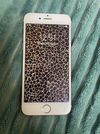 Продам Iphone 7