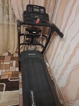 Продам беговую дорожку