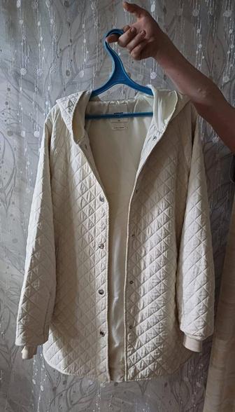 Алтай (ВКО, Зыряновск) Продам демисезонную куртку,состояние новой