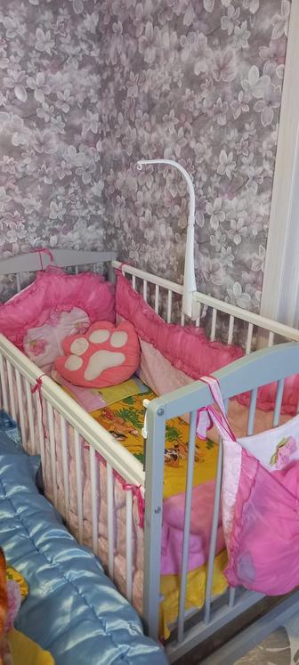 Продам кроватку для новорожденных