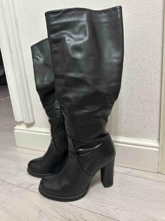 Продам Сапоги Итальянские