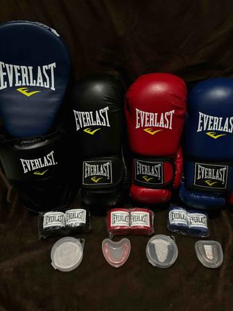 Боксерские перчатки мма черепашка бинт капа лапа шлем