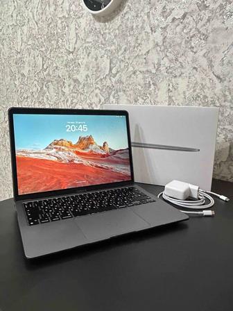 Продам macbook air m1