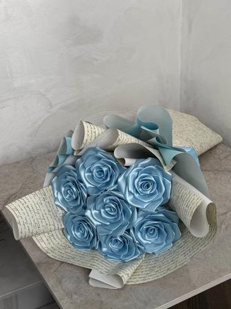 Подарок к 8 марта сумка из роз