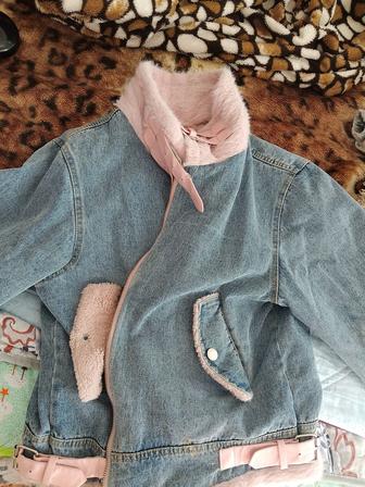 Продам теплую джинсовую