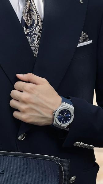 Часы Hublot Classic Fusion Titanium Blue
