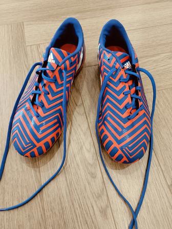 бутсы adidas