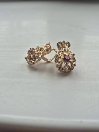 Золотые серьги