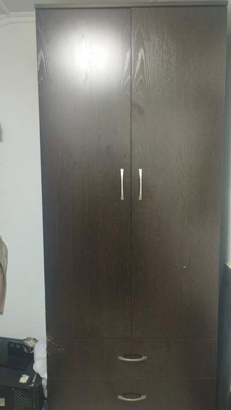 Продам шкаф ,кровать ,стол