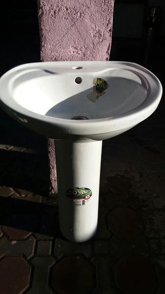 Керамическая раковина