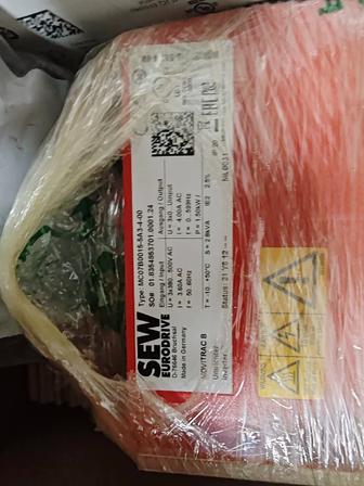 Частотный преобразователь SEW-Eurodrive MOVITRAC B MC07B0015-5A3-4-00