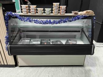 Витринный холодильник