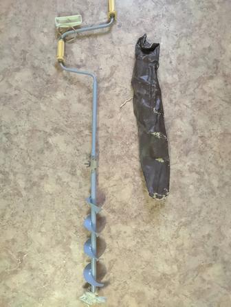 Продам ледобур шнековый с увеличенными ножами для зимней рыбалки.