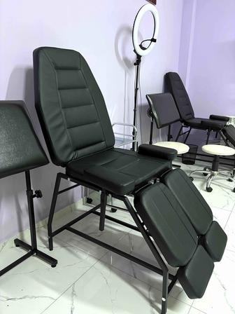 Продаю кушетку/кресло для педикюра, тату, салона