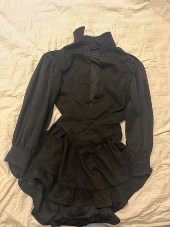 Продам костюм женский