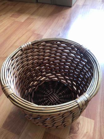 Продам плетенный корзины
