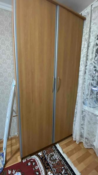 Шкаф