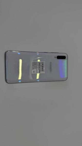 Samsung Galaxy A70, 128Gb