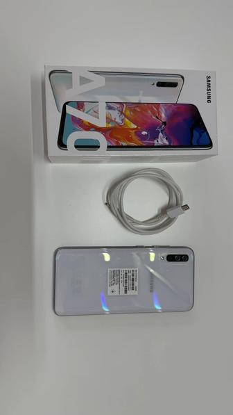 Samsung Galaxy A70, 128Gb